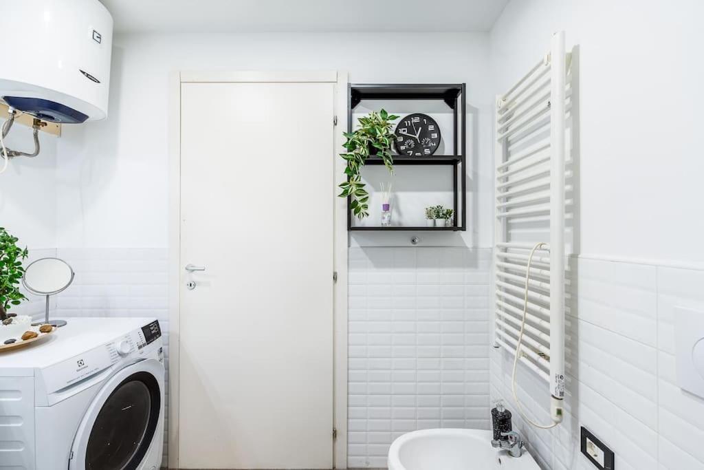 מילאנו 2 Minutes From Central Station-Exclusive Open Space מראה חיצוני תמונה
