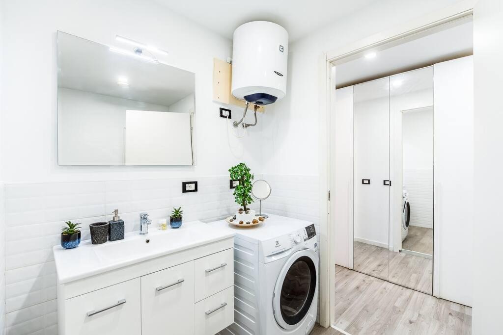 מילאנו 2 Minutes From Central Station-Exclusive Open Space מראה חיצוני תמונה