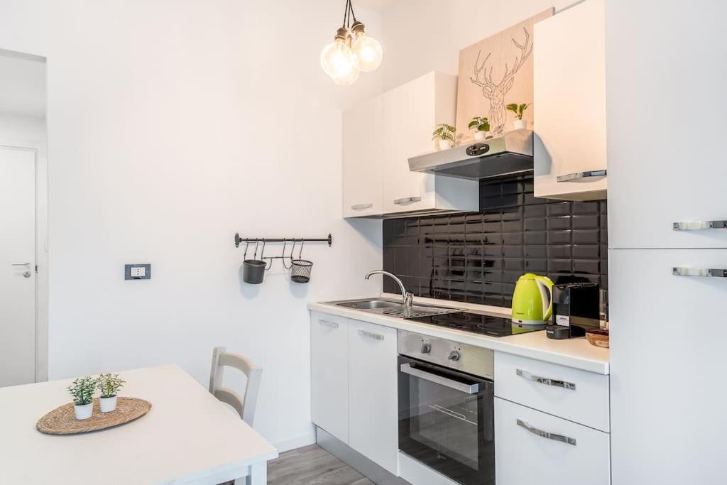 מילאנו 2 Minutes From Central Station-Exclusive Open Space מראה חיצוני תמונה