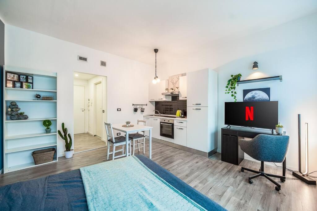 מילאנו 2 Minutes From Central Station-Exclusive Open Space מראה חיצוני תמונה
